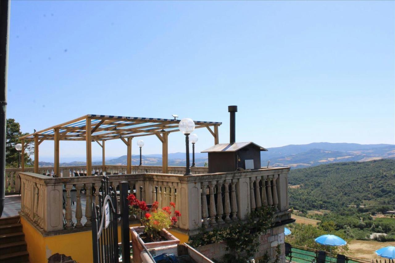 Lo Scricciolo Apartment Montecastelli Pisano Exterior photo